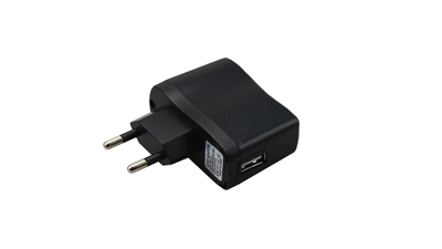    USB 220 V () (5 V, 1000 mA) 